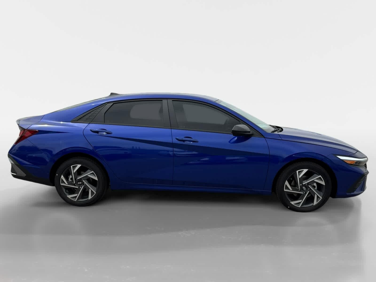 Thumbnail: 2025 Hyundai Elantra - 6