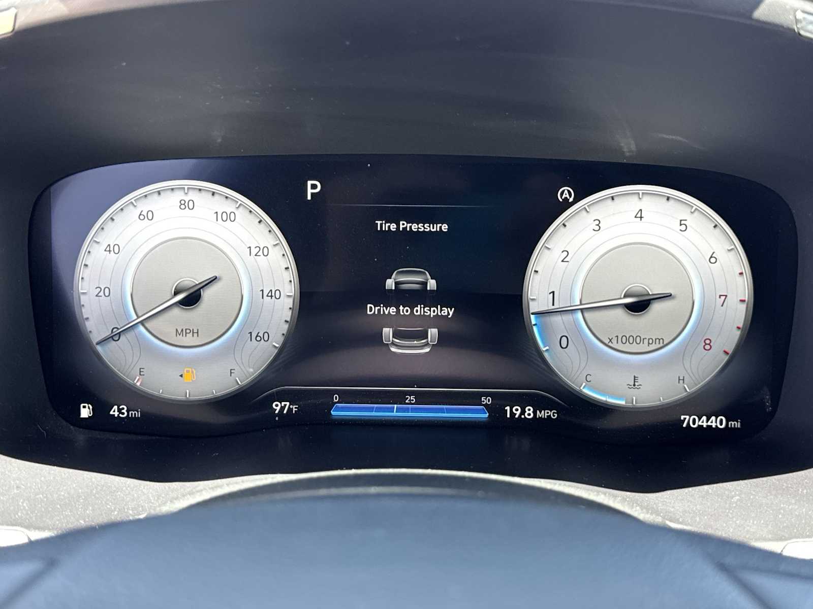 Thumbnail: 2022 Hyundai Santa Fe - 25