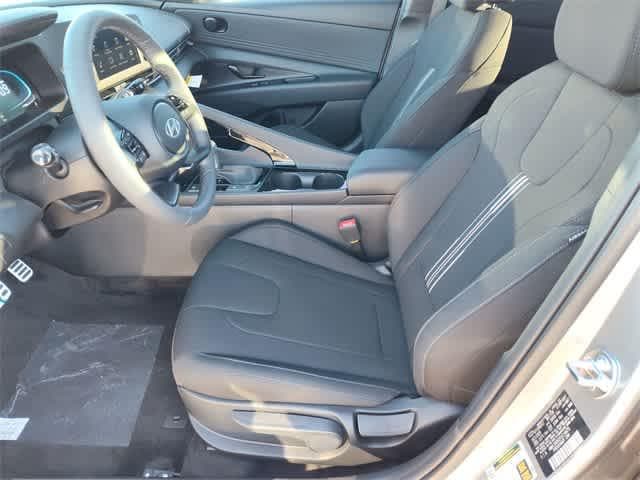 Thumbnail: 2026 Hyundai Elantra - 10