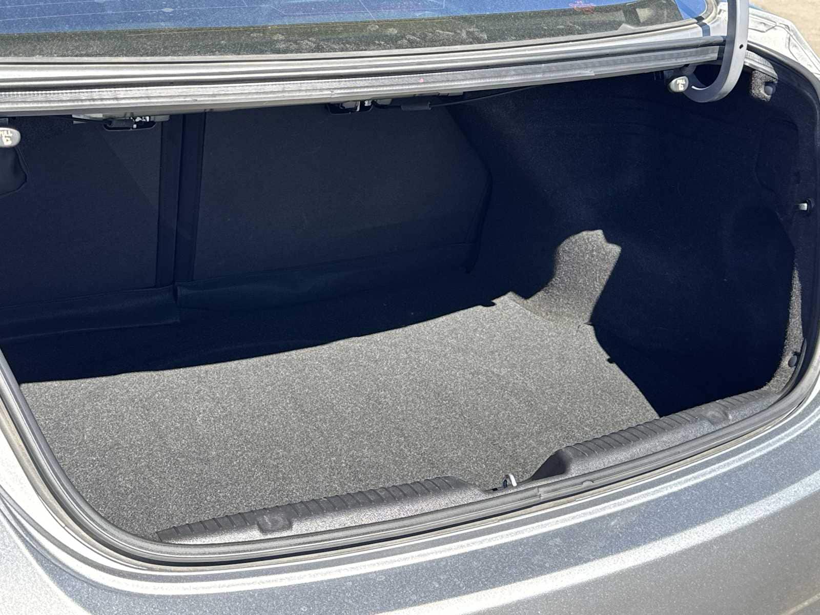 Thumbnail: 2013 Hyundai Elantra - 24