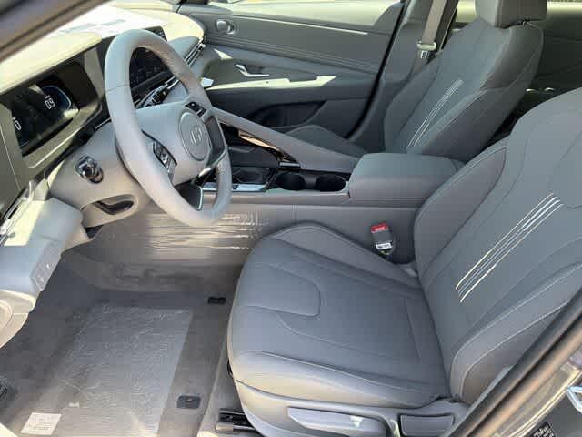Thumbnail: 2026 Hyundai Elantra - 13