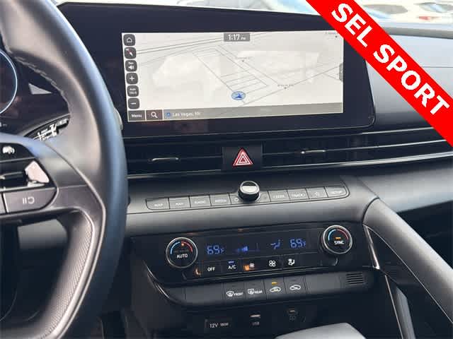 Thumbnail: 2025 Hyundai Elantra - 3