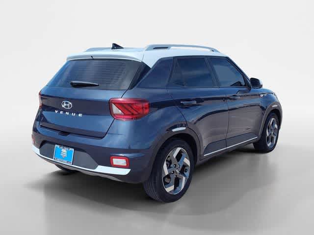 Thumbnail: 2022 Hyundai Venue - 5