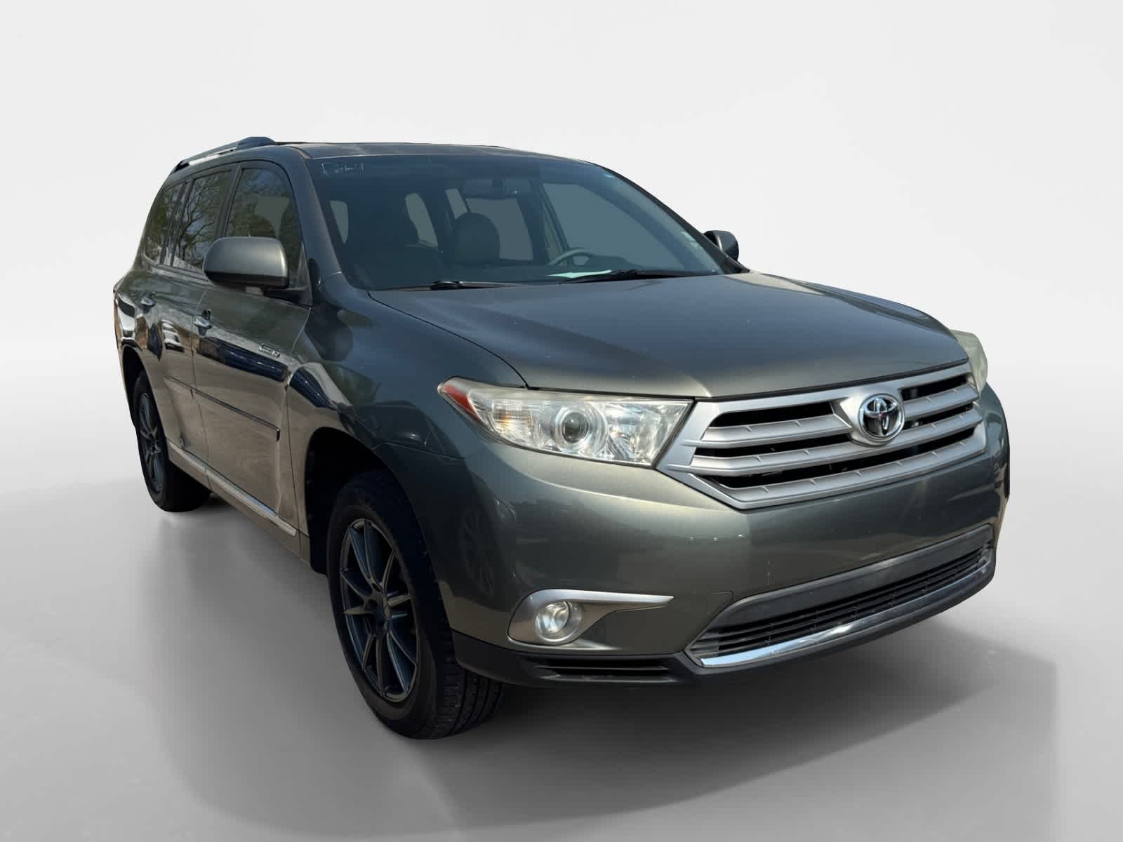 Thumbnail: 2012 Toyota Highlander - 2