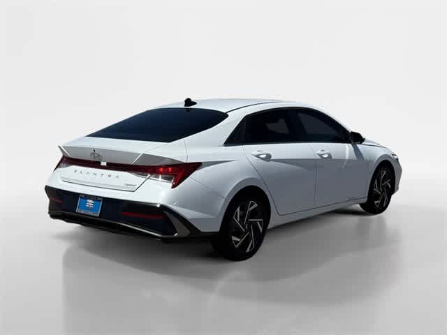 Thumbnail: 2025 Hyundai Elantra - 11