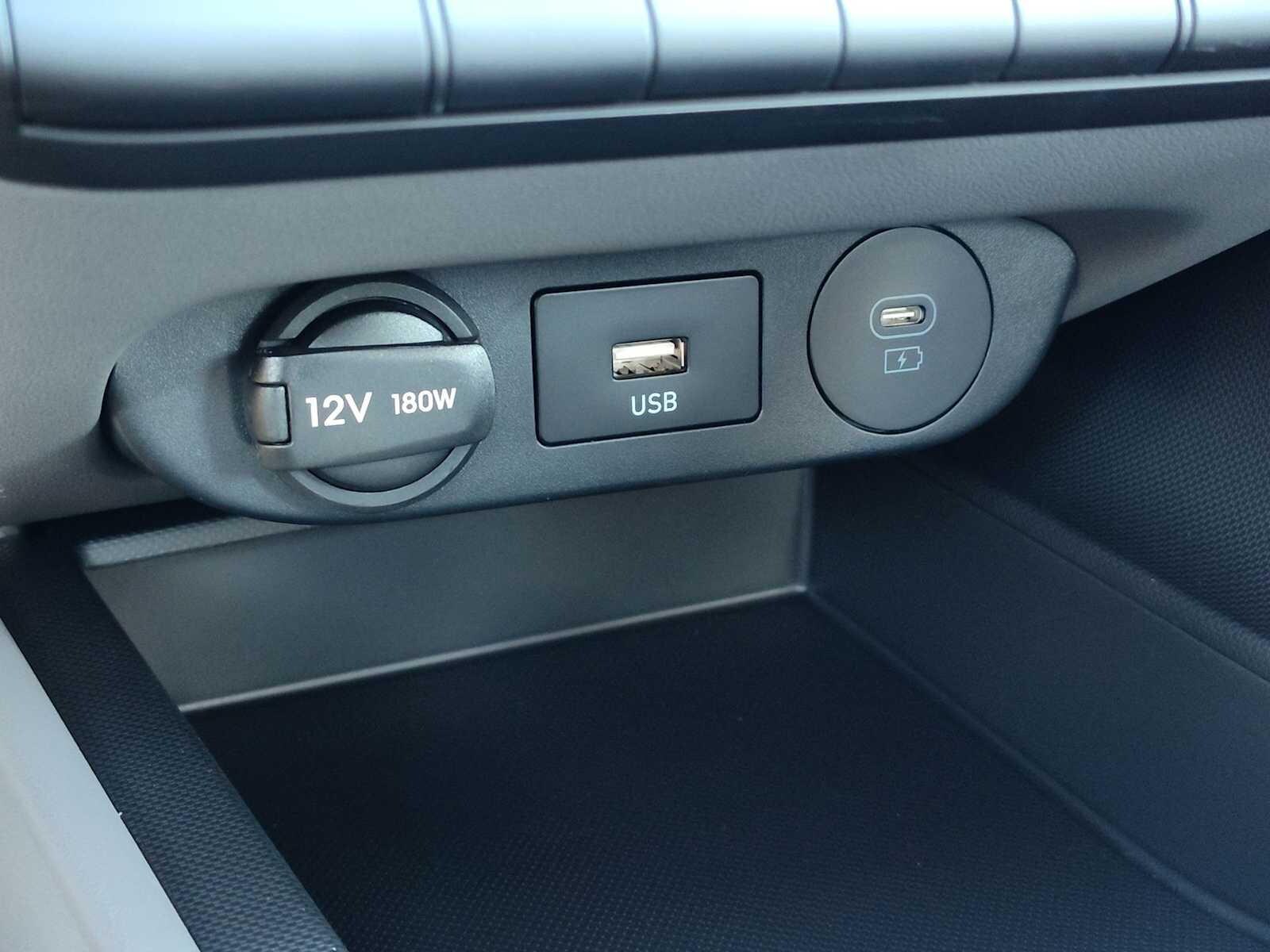 Thumbnail: 2025 Hyundai Elantra - 23