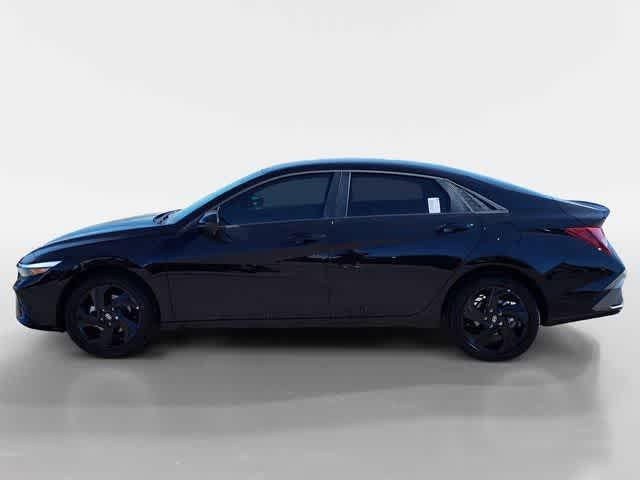 Thumbnail: 2026 Hyundai Elantra - 2