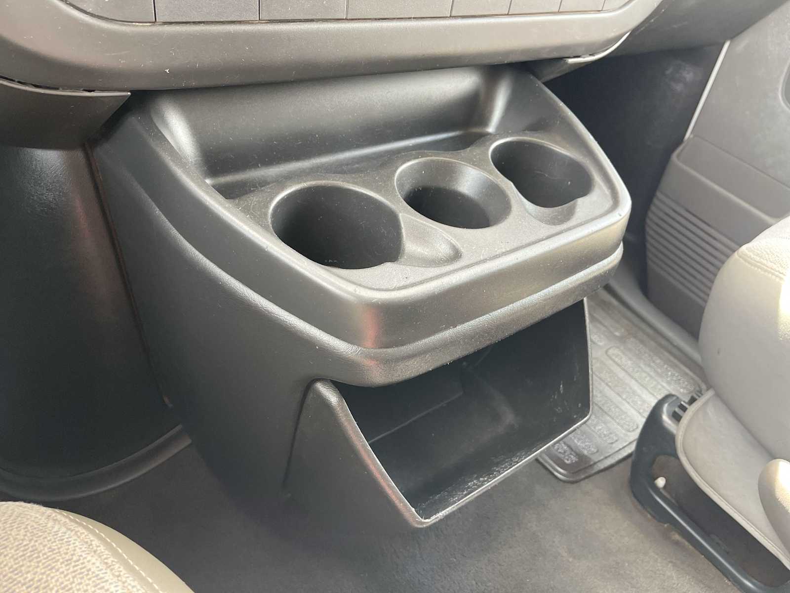 2014 Chevrolet Express 1500 LS 23