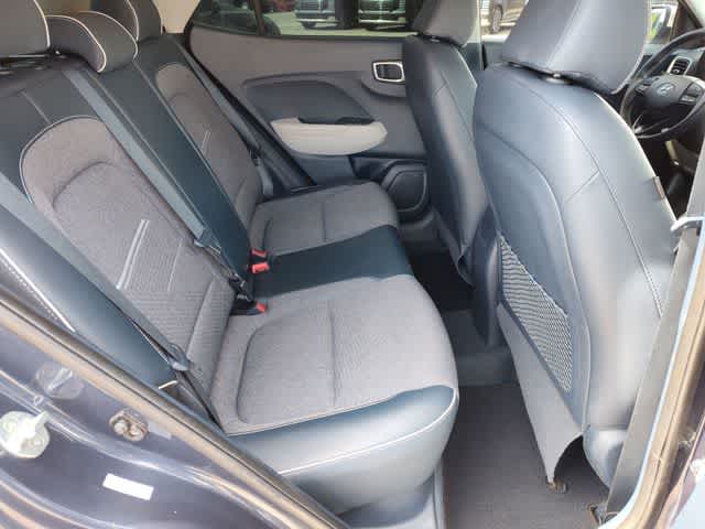 Thumbnail: 2022 Hyundai Venue - 17