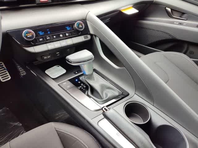 Thumbnail: 2026 Hyundai Elantra - 25