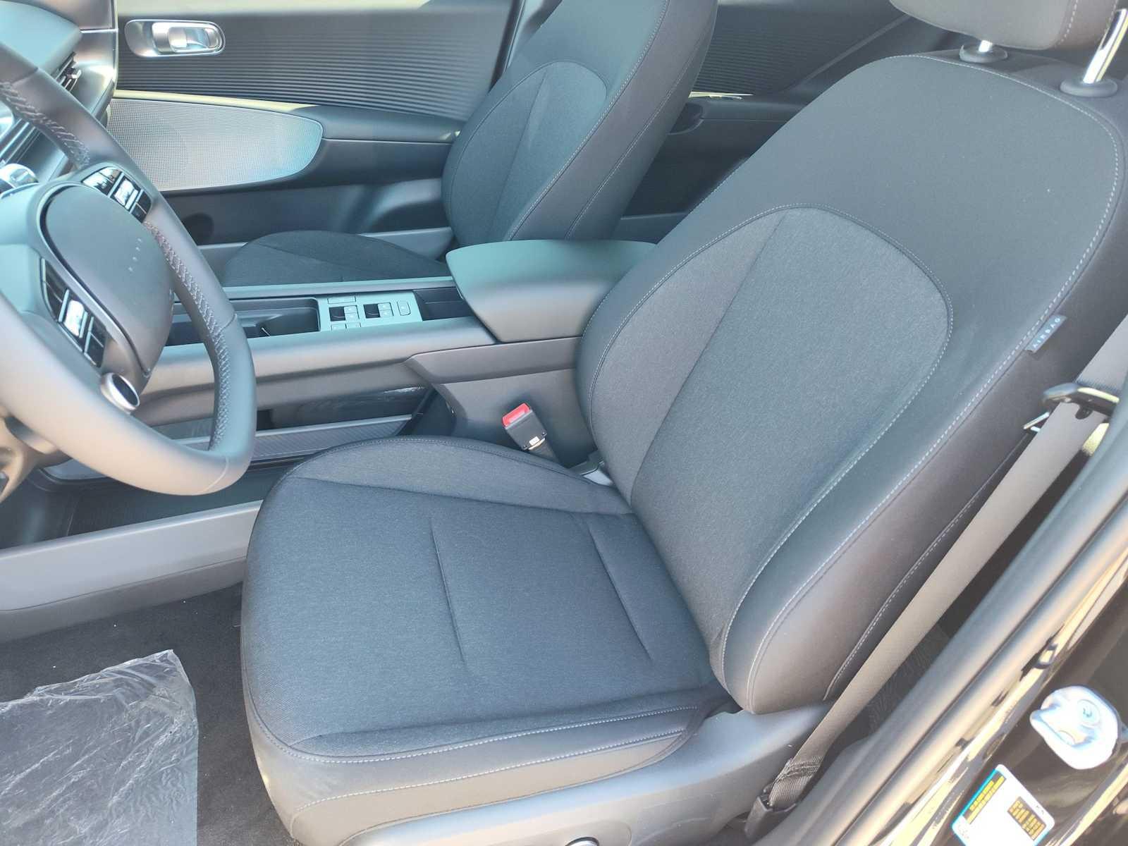 Thumbnail: 2025 Hyundai Ioniq 6 - 13