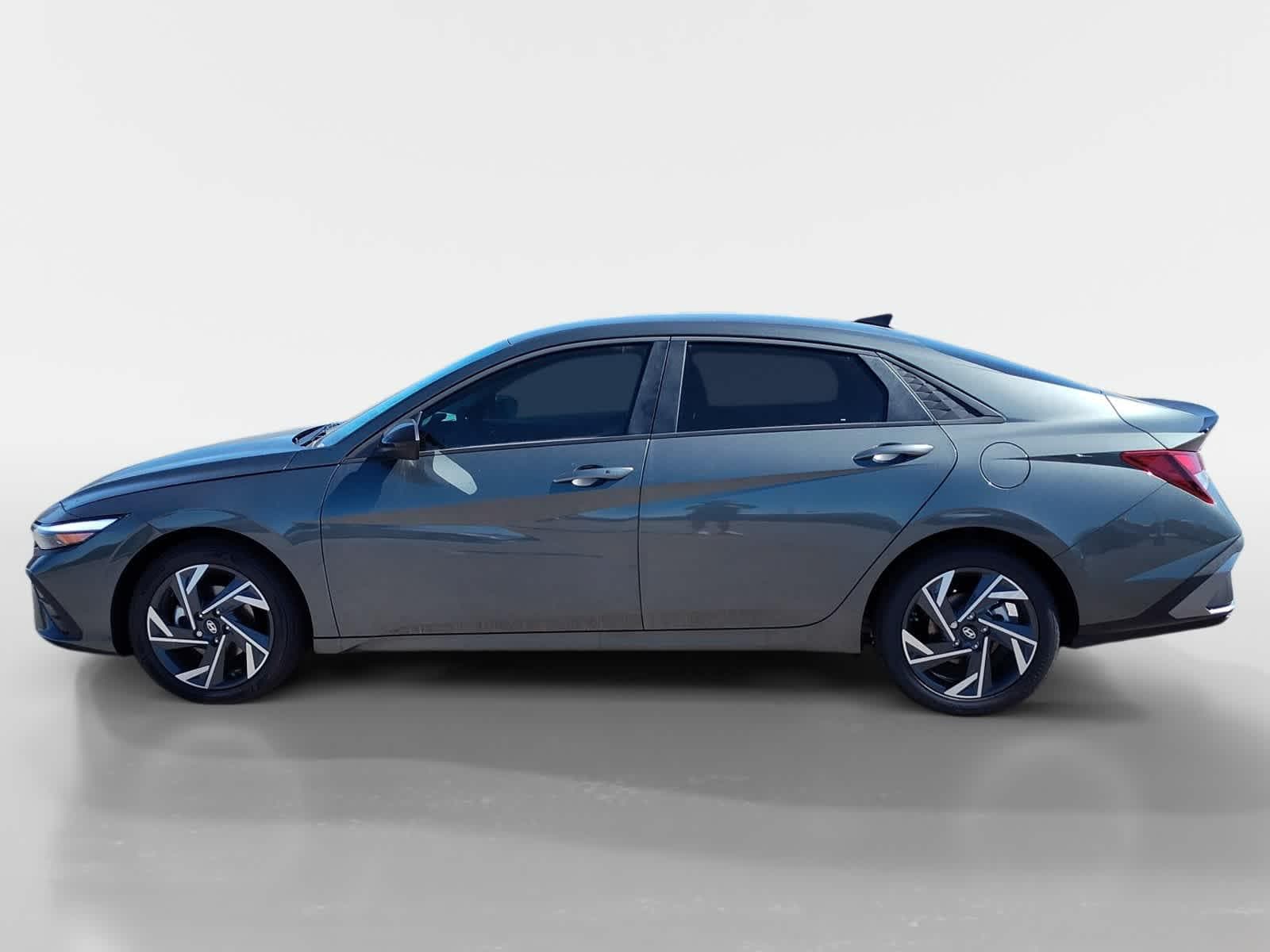 Thumbnail: 2025 Hyundai Elantra - 2