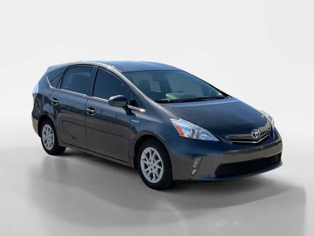 Thumbnail: 2014 Toyota Prius v - 11