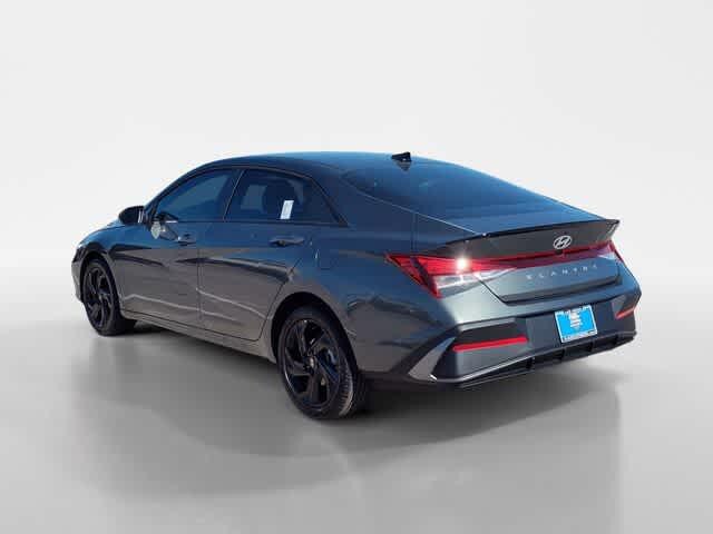 Thumbnail: 2026 Hyundai Elantra - 4