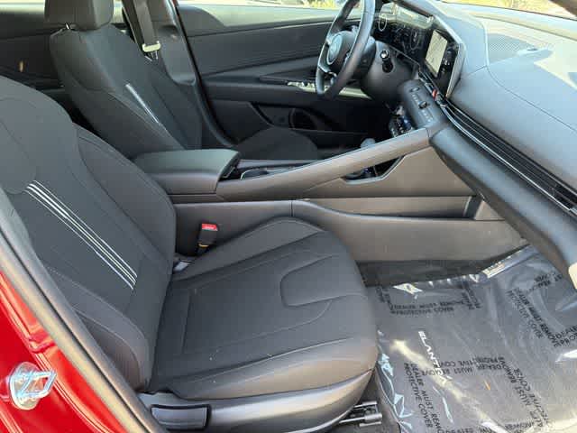 Thumbnail: 2025 Hyundai Elantra - 18