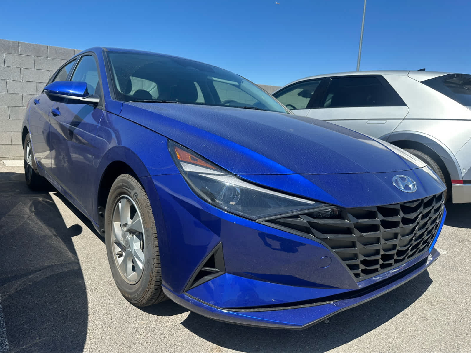 Thumbnail: 2022 Hyundai Elantra - 7