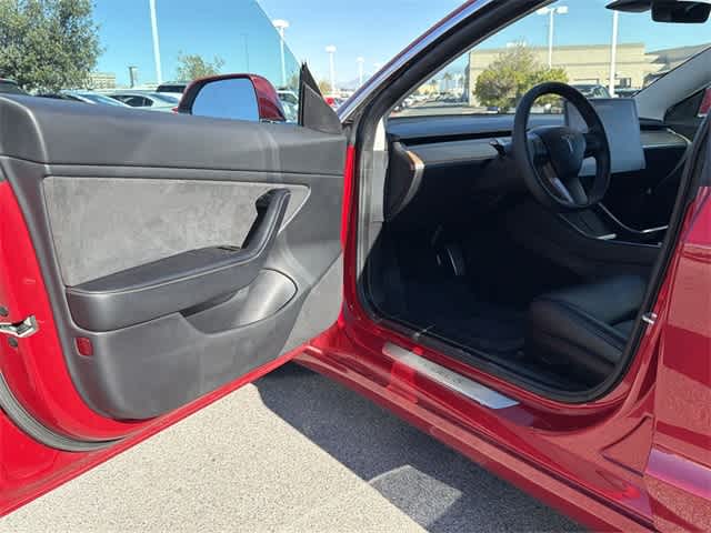 Thumbnail: 2020 Tesla Model 3 - 10