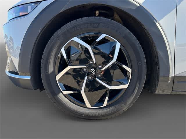 Thumbnail: 2024 Hyundai Ioniq 5 - 14