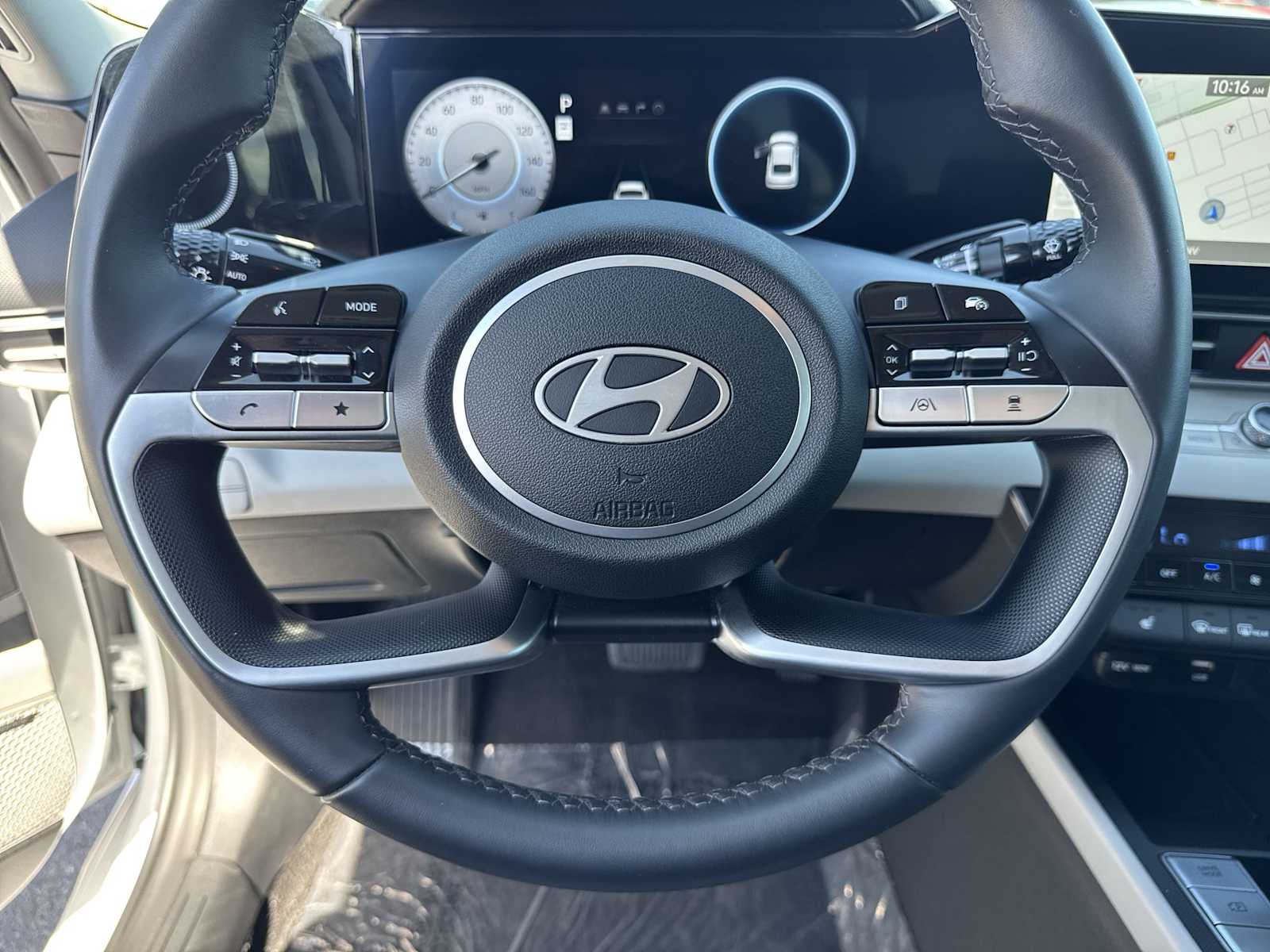 Thumbnail: 2025 Hyundai Elantra - 20