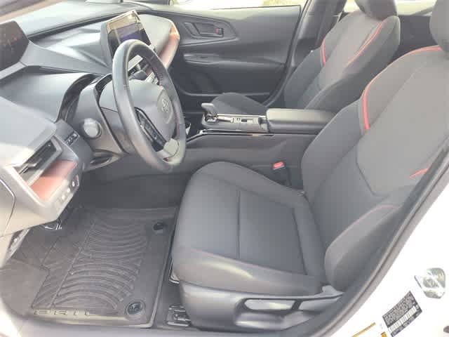 Thumbnail: 2024 Toyota Prius Prime - 11