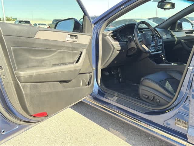 Thumbnail: 2018 Hyundai Sonata - 16