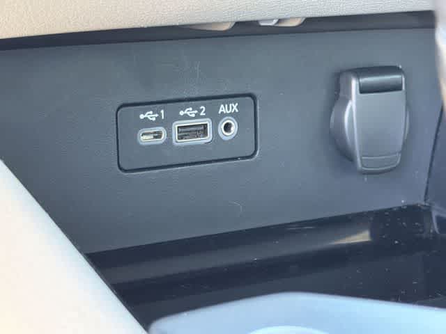 Thumbnail: 2021 Nissan Altima - 23