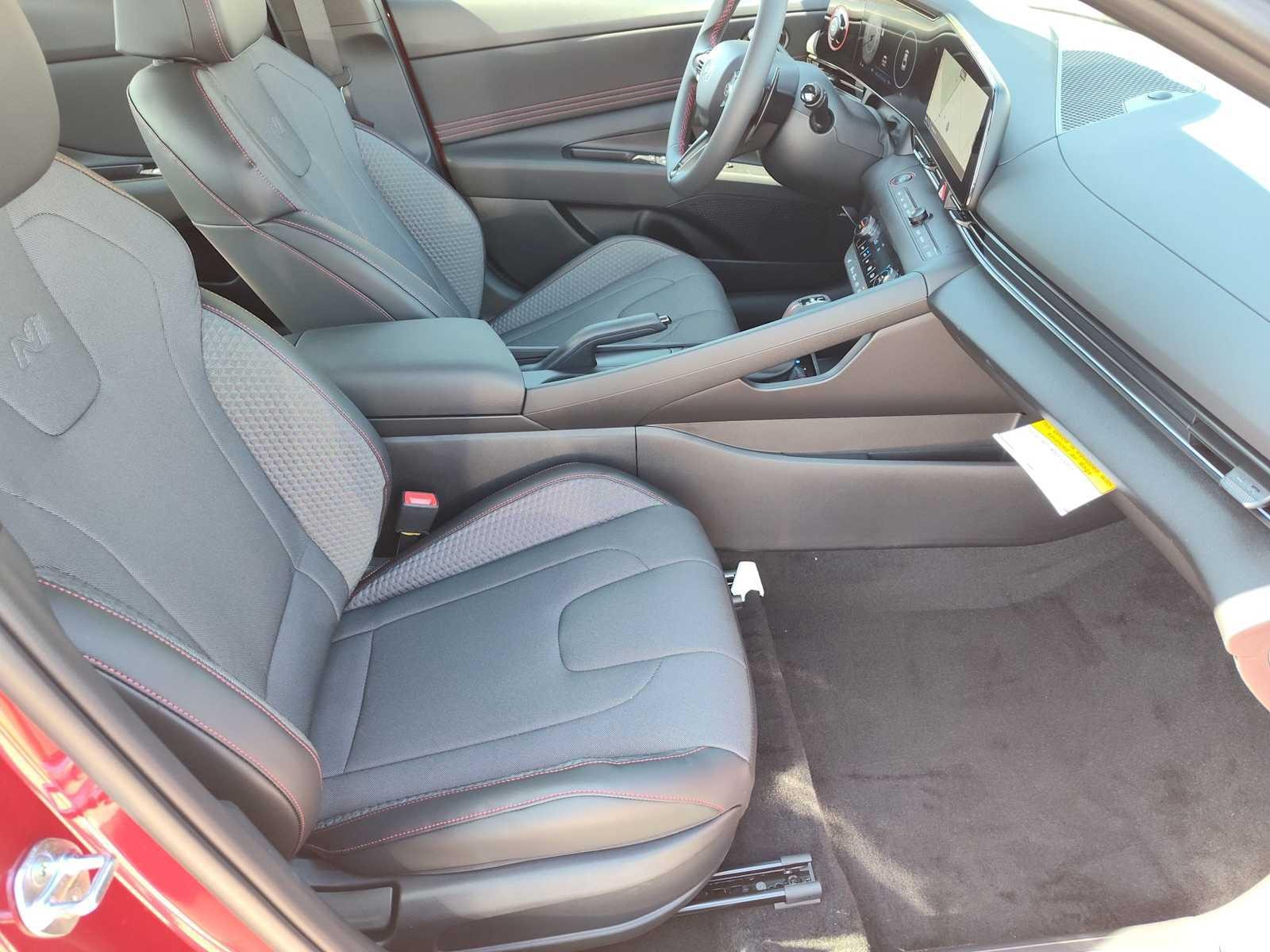 Thumbnail: 2025 Hyundai Elantra - 19