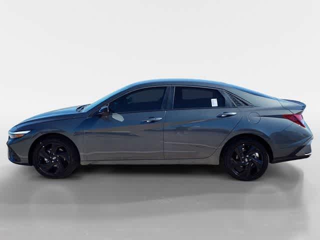Thumbnail: 2026 Hyundai Elantra - 3