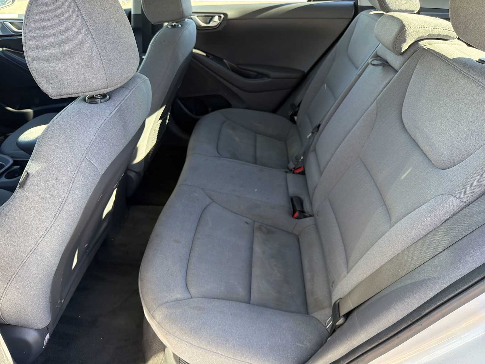 Thumbnail: 2022 Hyundai Ioniq - 16