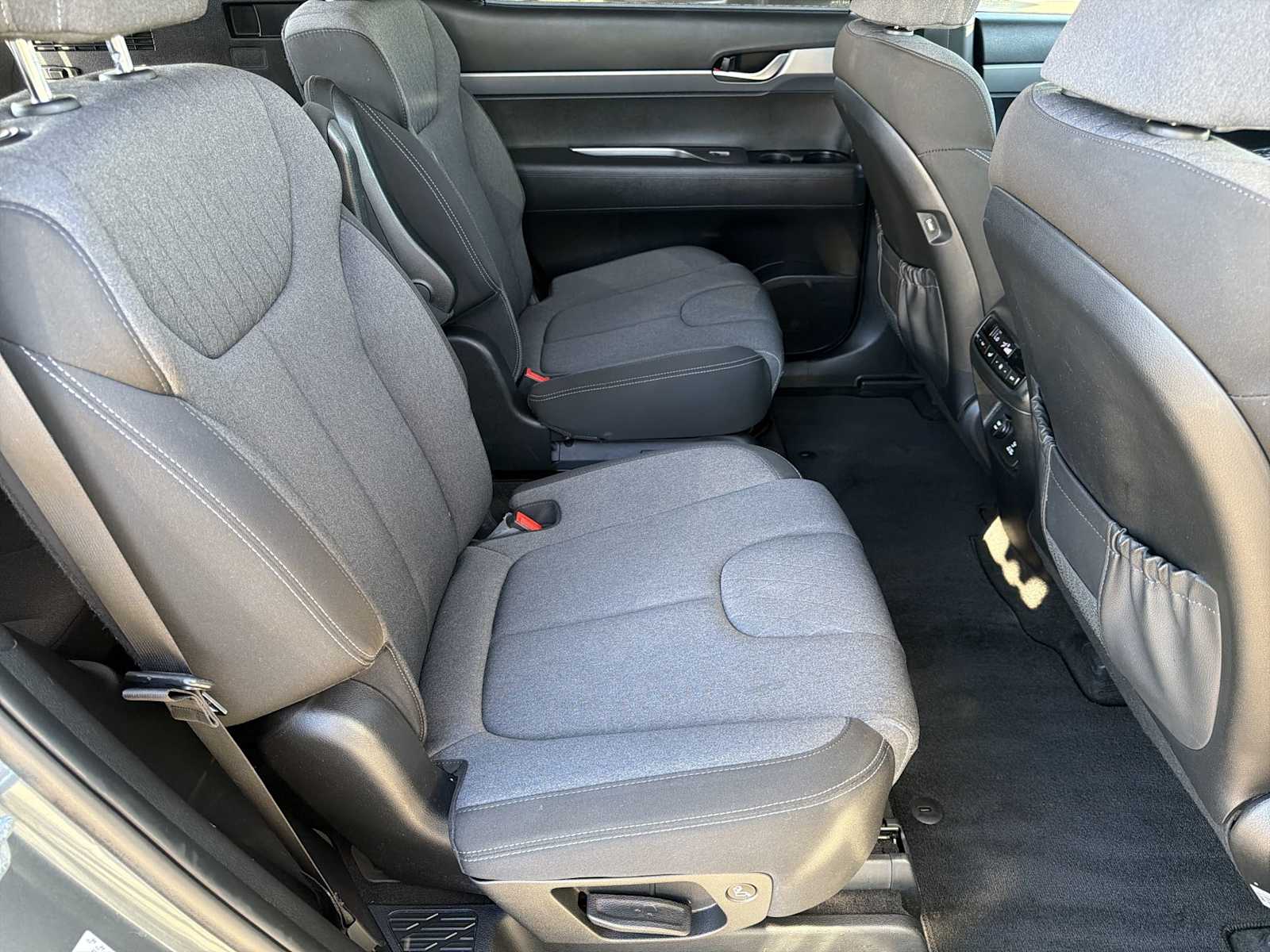 Thumbnail: 2022 Hyundai Palisade - 22