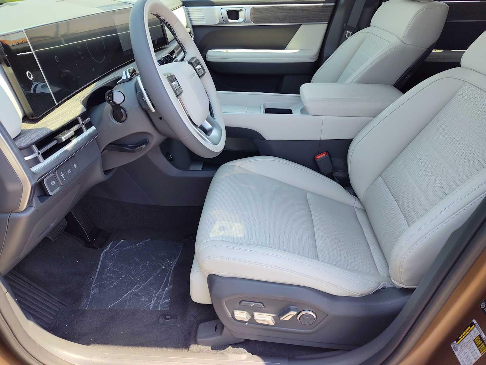 Thumbnail: 2025 Hyundai Santa Fe - 10