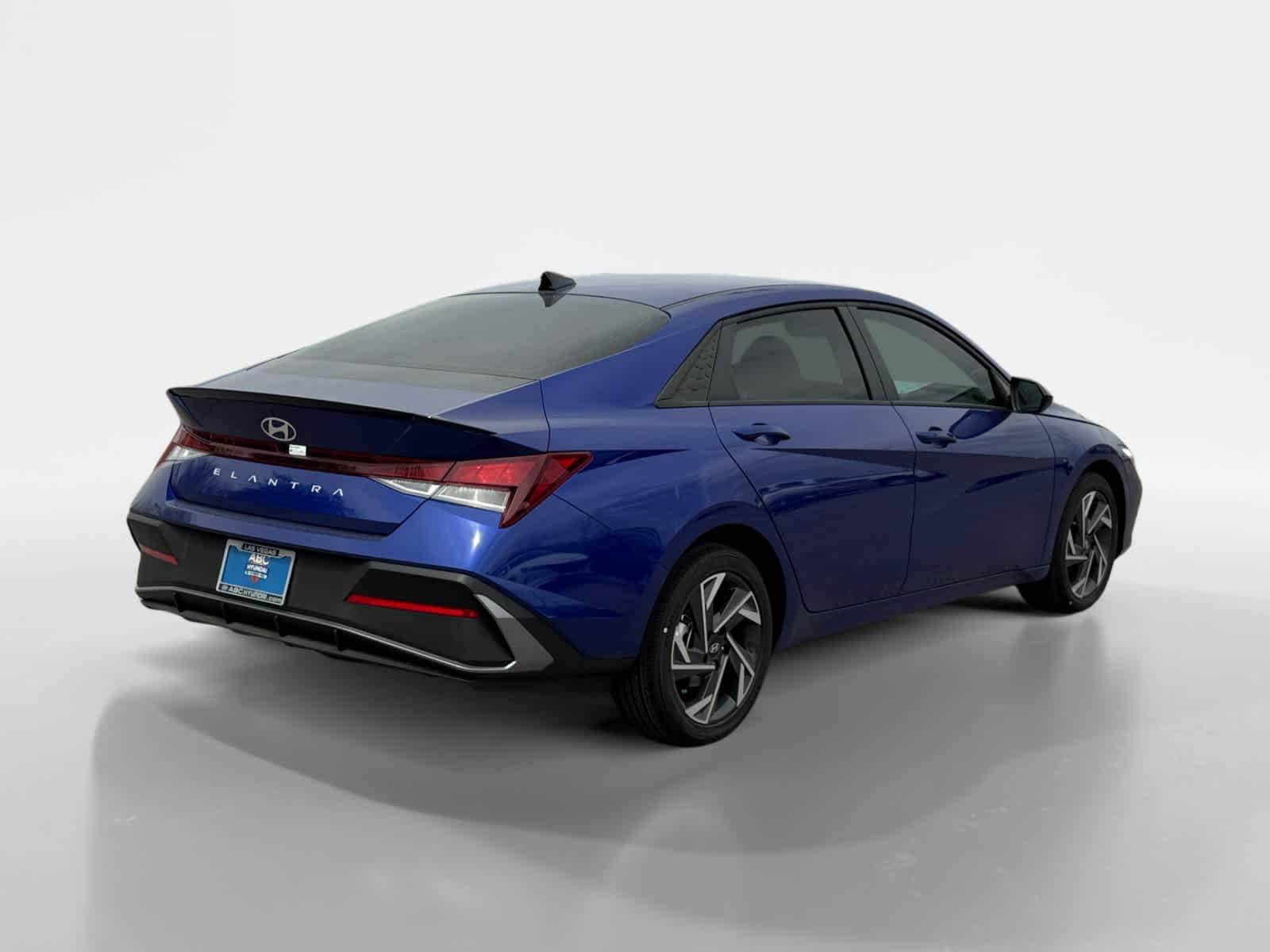 Thumbnail: 2025 Hyundai Elantra - 5