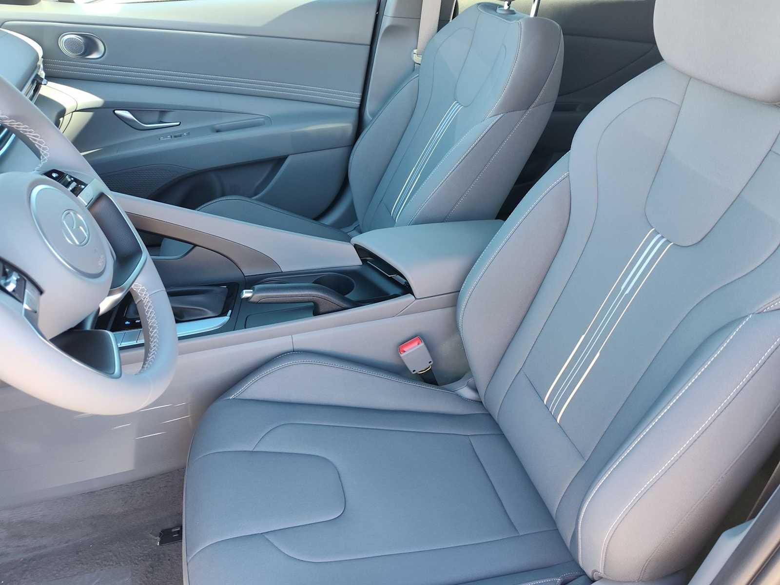 Thumbnail: 2026 Hyundai Elantra - 14