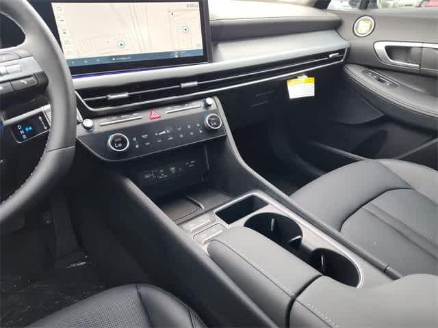 Thumbnail: 2025 Hyundai Sonata - 25