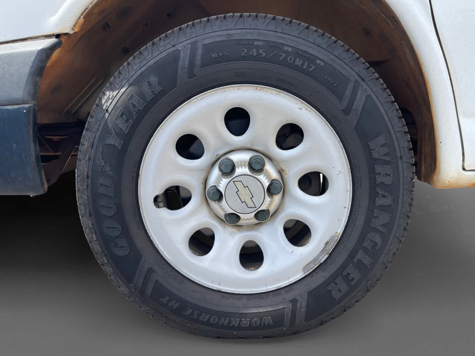 2014 Chevrolet Express 1500 LS 9
