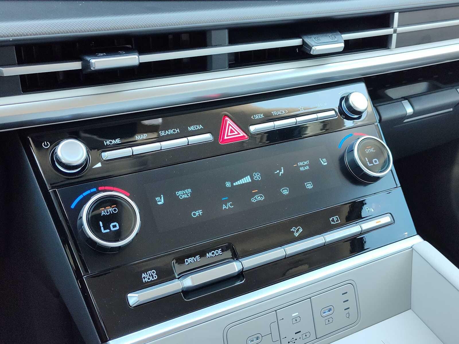 Thumbnail: 2026 Hyundai Santa Fe - 20