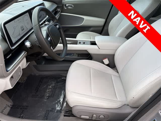 Thumbnail: 2023 Hyundai Ioniq 6 - 4