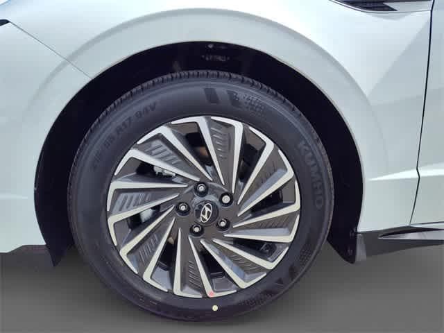 Thumbnail: 2026 Hyundai Sonata - 9