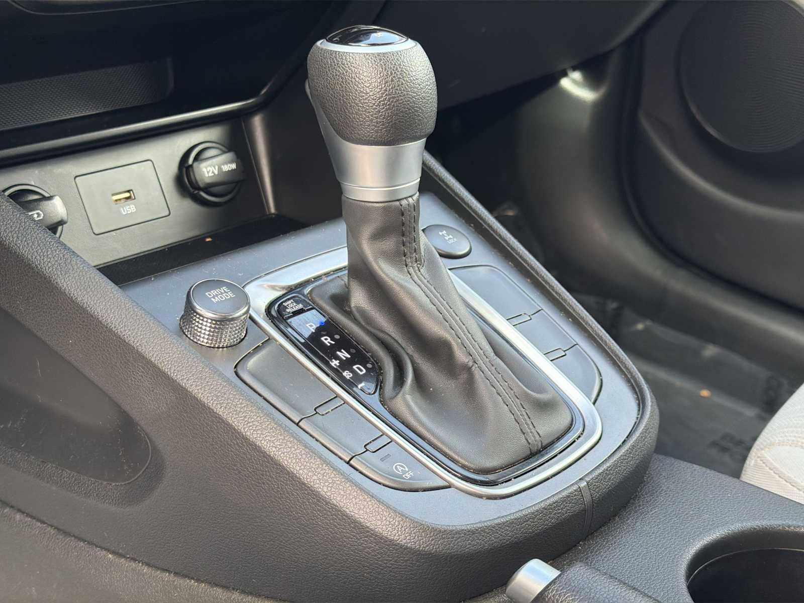 Thumbnail: 2022 Hyundai Kona - 24