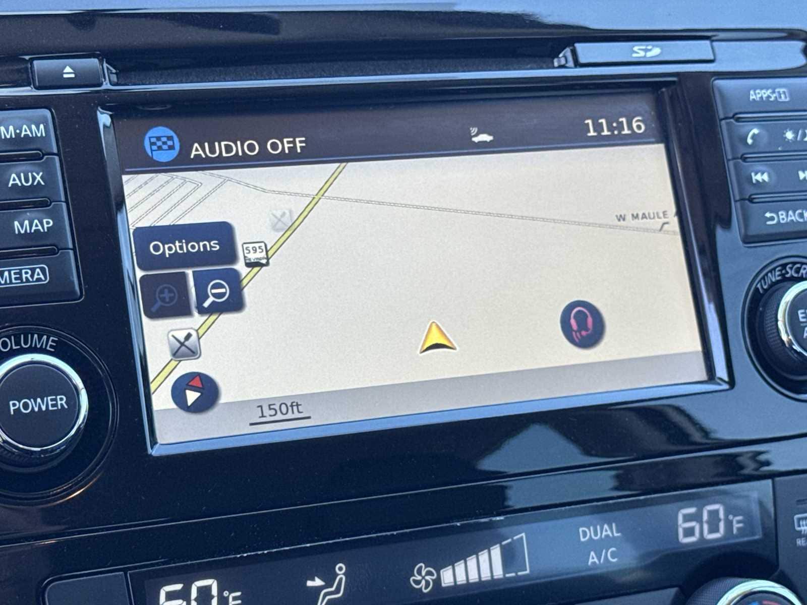 Thumbnail: 2017 Nissan Rogue Sport - 4