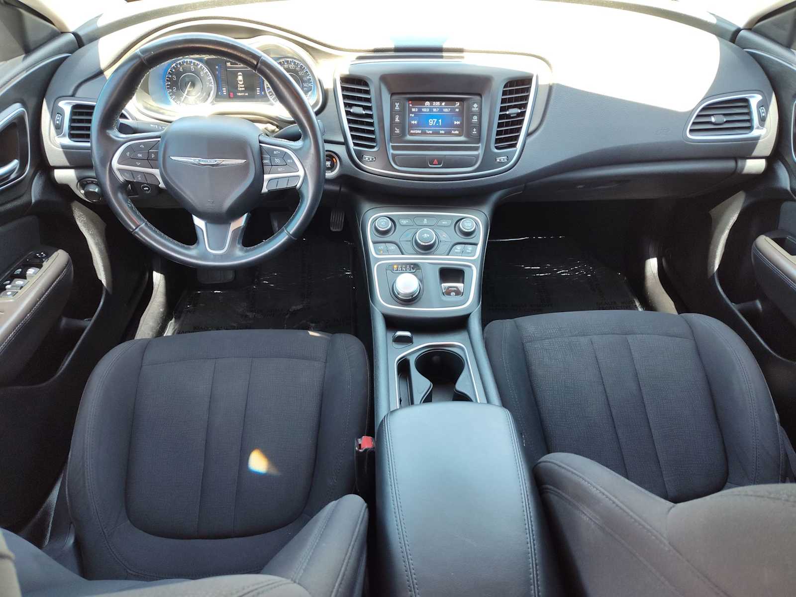 Thumbnail: 2015 Chrysler 200 - 12