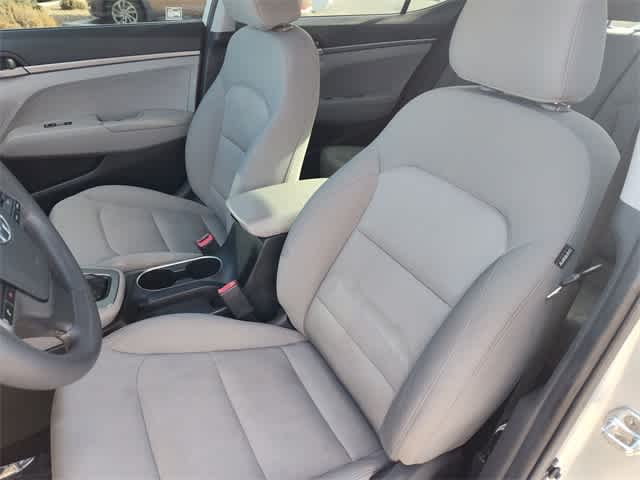 Thumbnail: 2017 Hyundai Elantra - 13