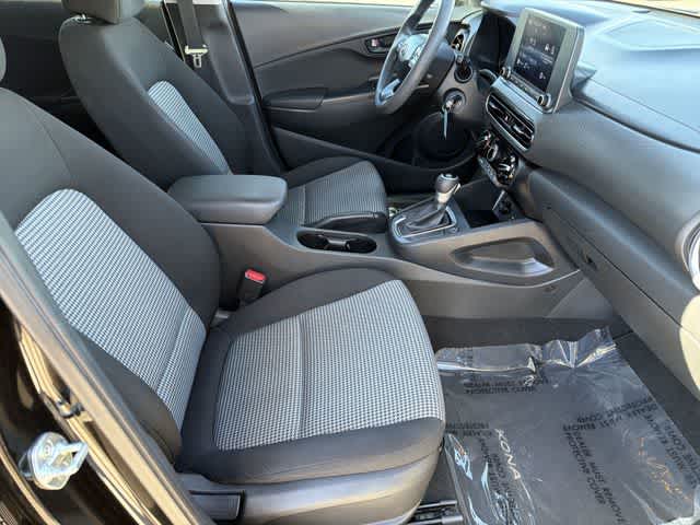 Thumbnail: 2022 Hyundai Kona - 18