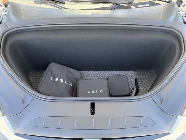 Thumbnail: 2023 Tesla Model X - 12