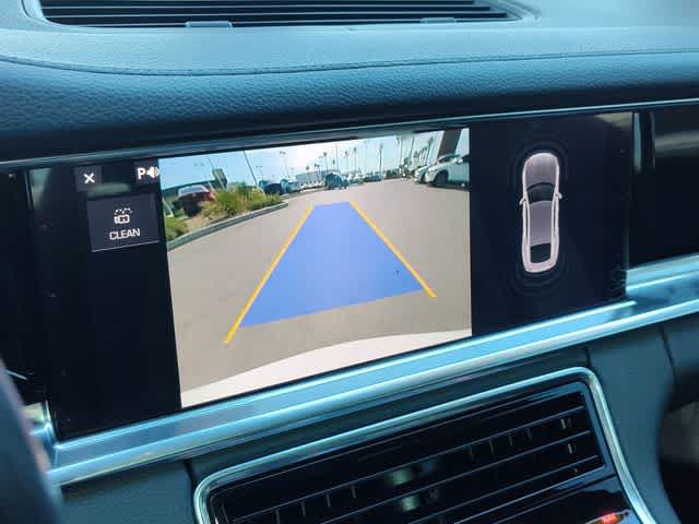 Thumbnail: 2020 Porsche Panamera - 23