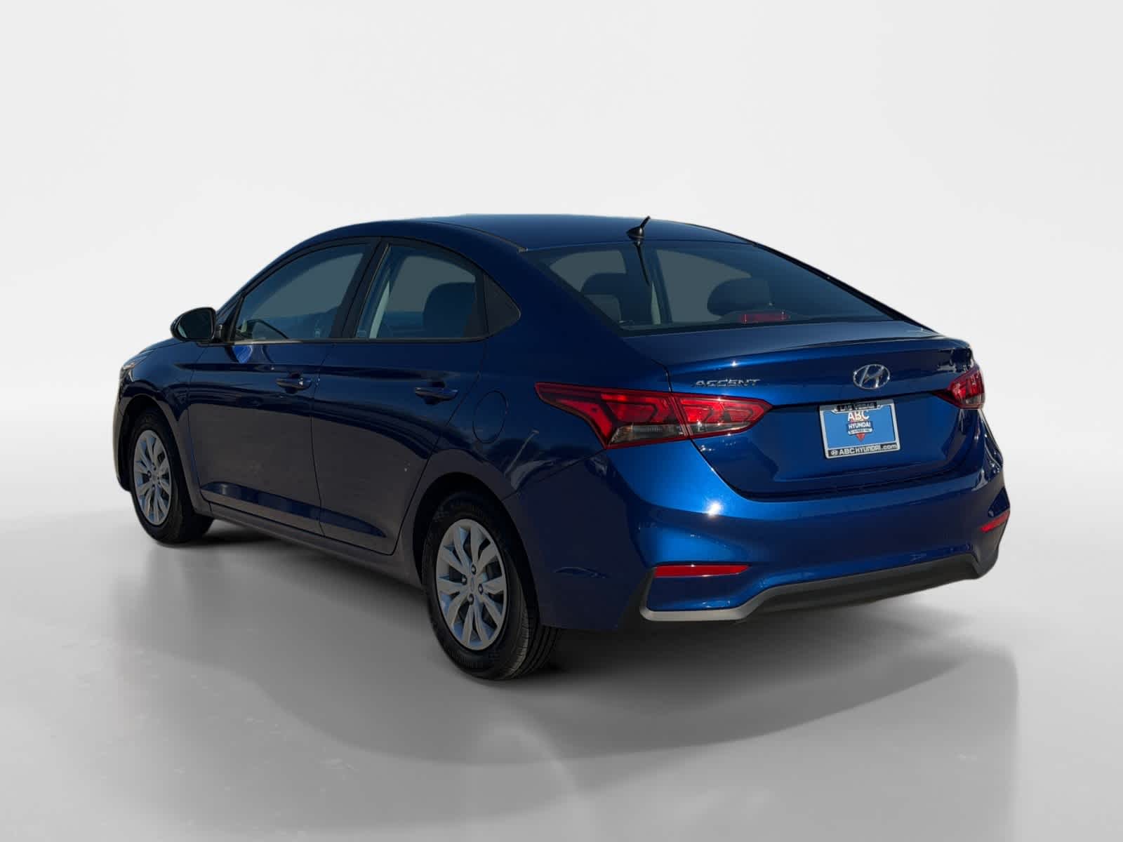 Thumbnail: 2021 Hyundai Accent - 3