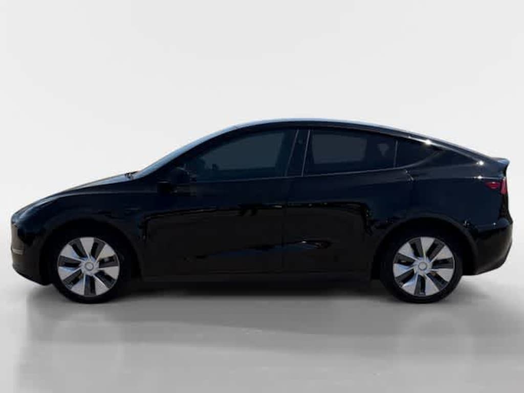 Used 2023 Tesla Model Y Long Range SUV