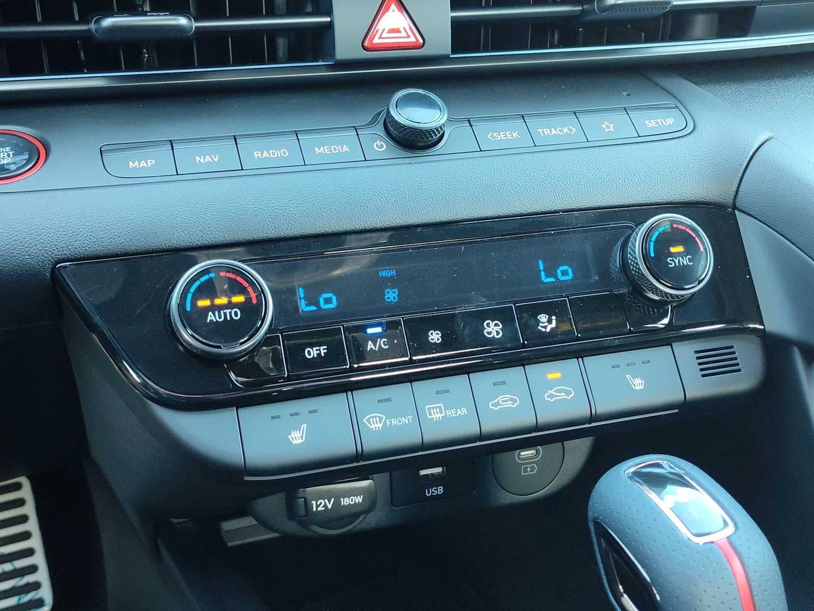 Thumbnail: 2025 Hyundai Elantra - 21