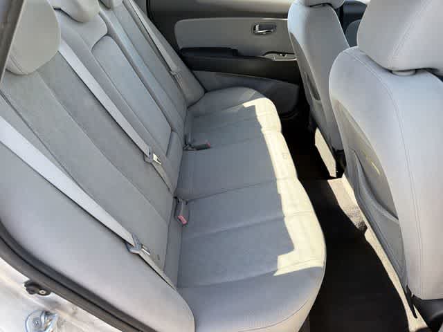 Thumbnail: 2010 Hyundai Elantra - 18