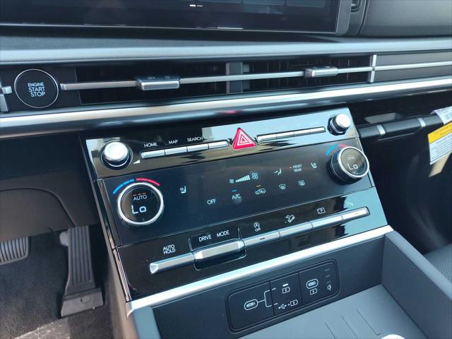 2025 Hyundai Santa Fe SEL 18